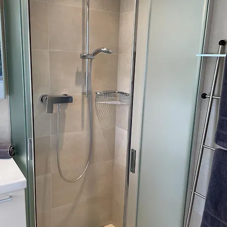 Appartement Aurora By Fewotessin