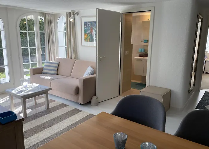 Aurora By Fewotessin Apartament