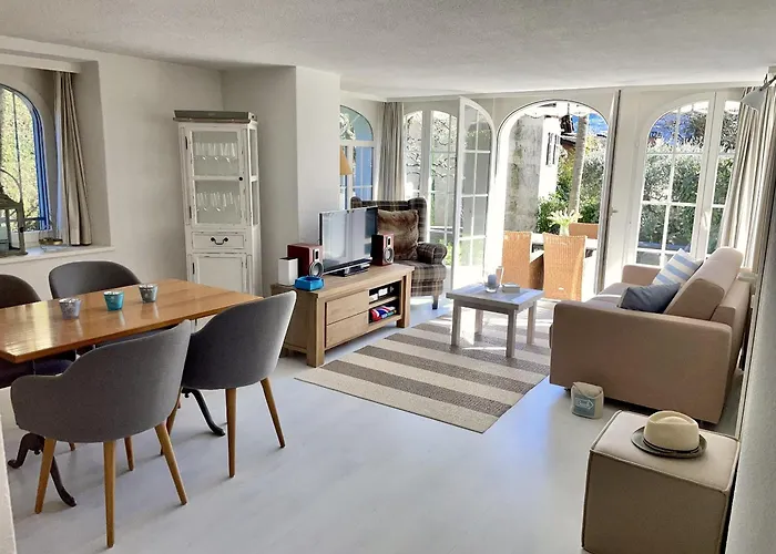 Apartament Aurora By Fewotessin