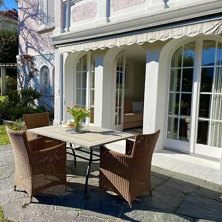 Aurora By Fewotessin