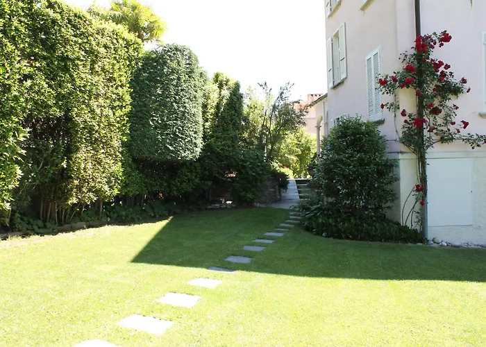 Aurora By Fewotessin * Minusio